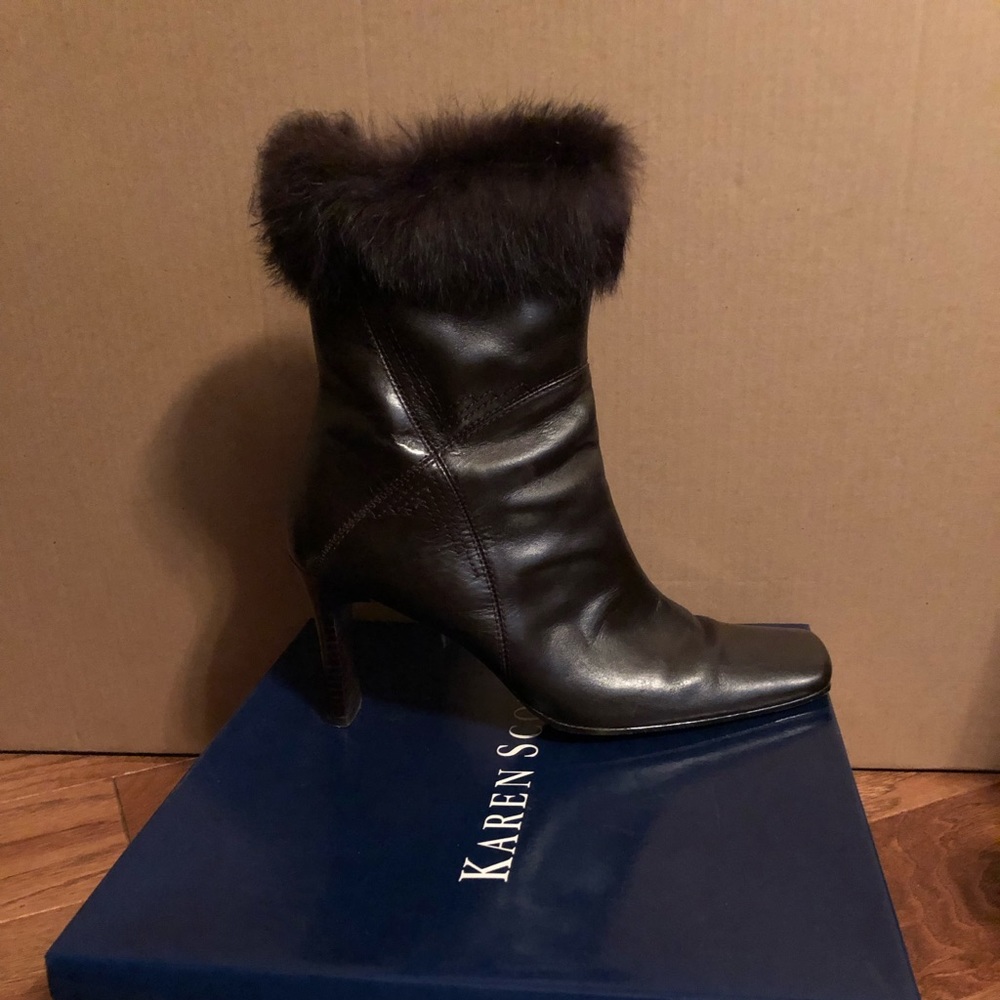 Brown leather boot